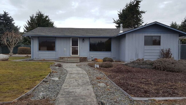 Primary Photo - 2 bed, 2 bath, 2 car garage in Agnew