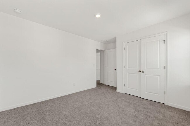 Building Photo - 103 Dewitt Dr