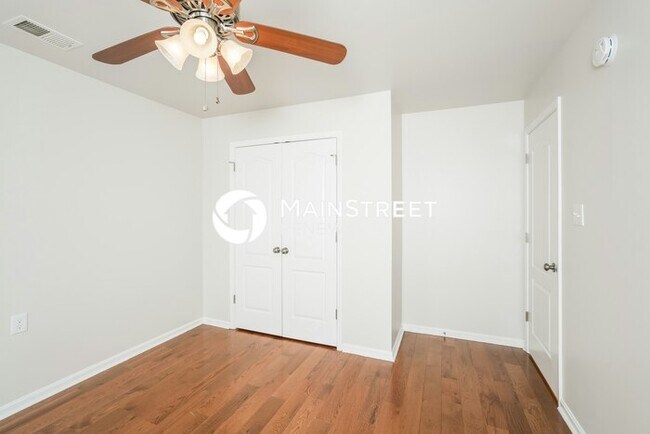 Building Photo - 116 Courtney Dr