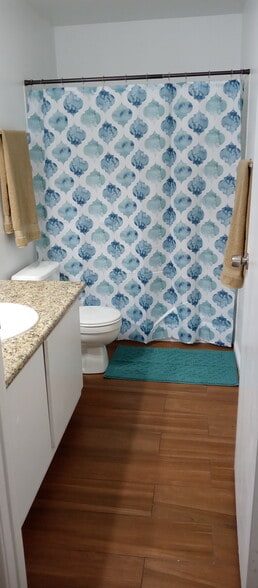 Bath - 5151 Pioneer Ave