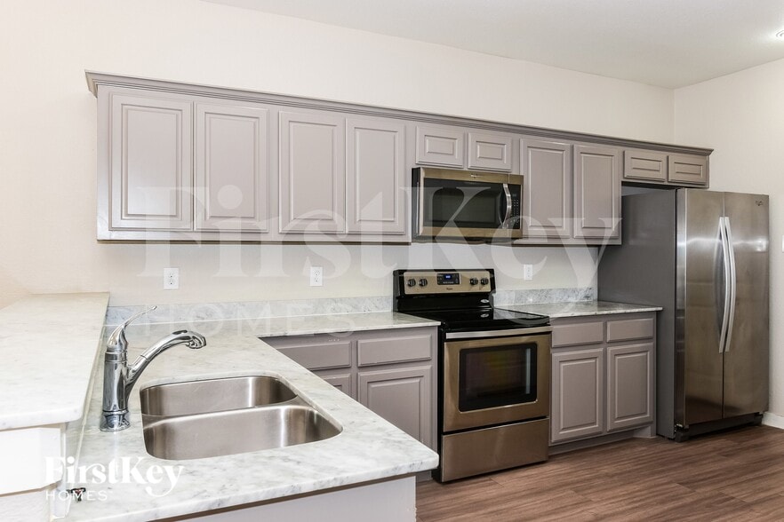 Building Photo - 9948 Rio Doso Dr