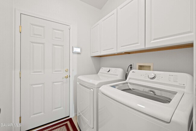 Building Photo - 3310 Caspian Dr