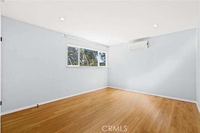 Building Photo - 11138 Aqua Vista St