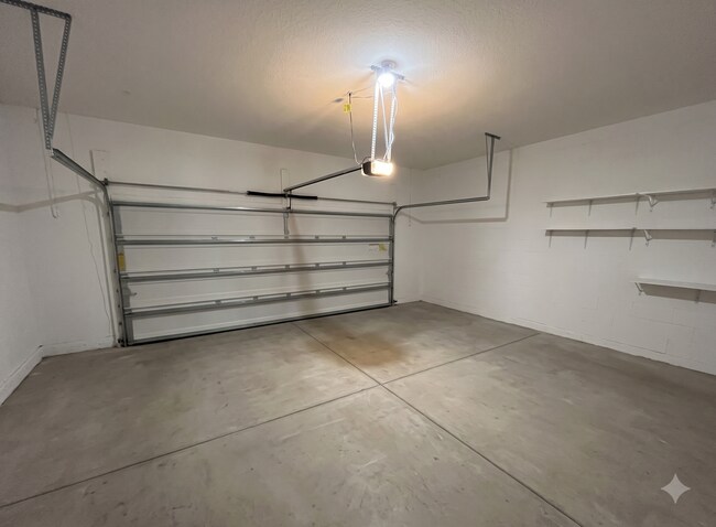 Building Photo - 9313 Tyrella Pine Trail