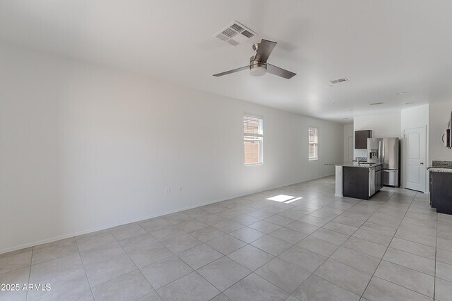 Building Photo - 35337 W San Alvarez Ave