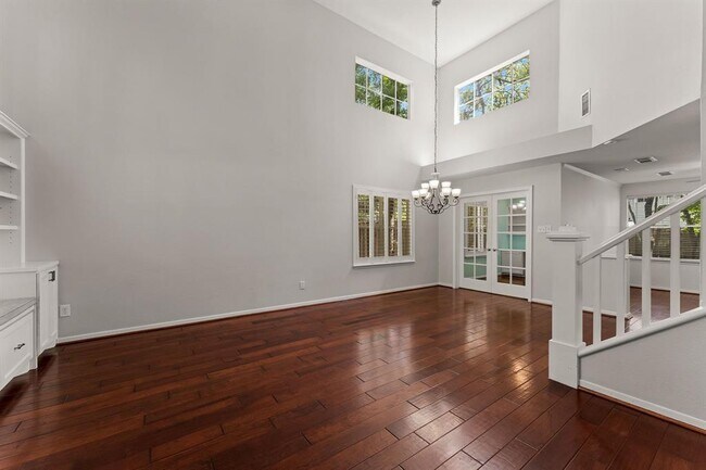 Building Photo - 43 W Gaslight Pl