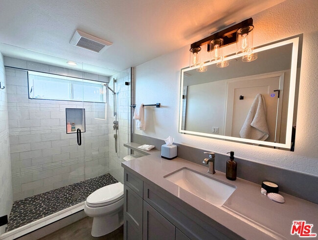 Building Photo - 11862 Ebbtide Ln