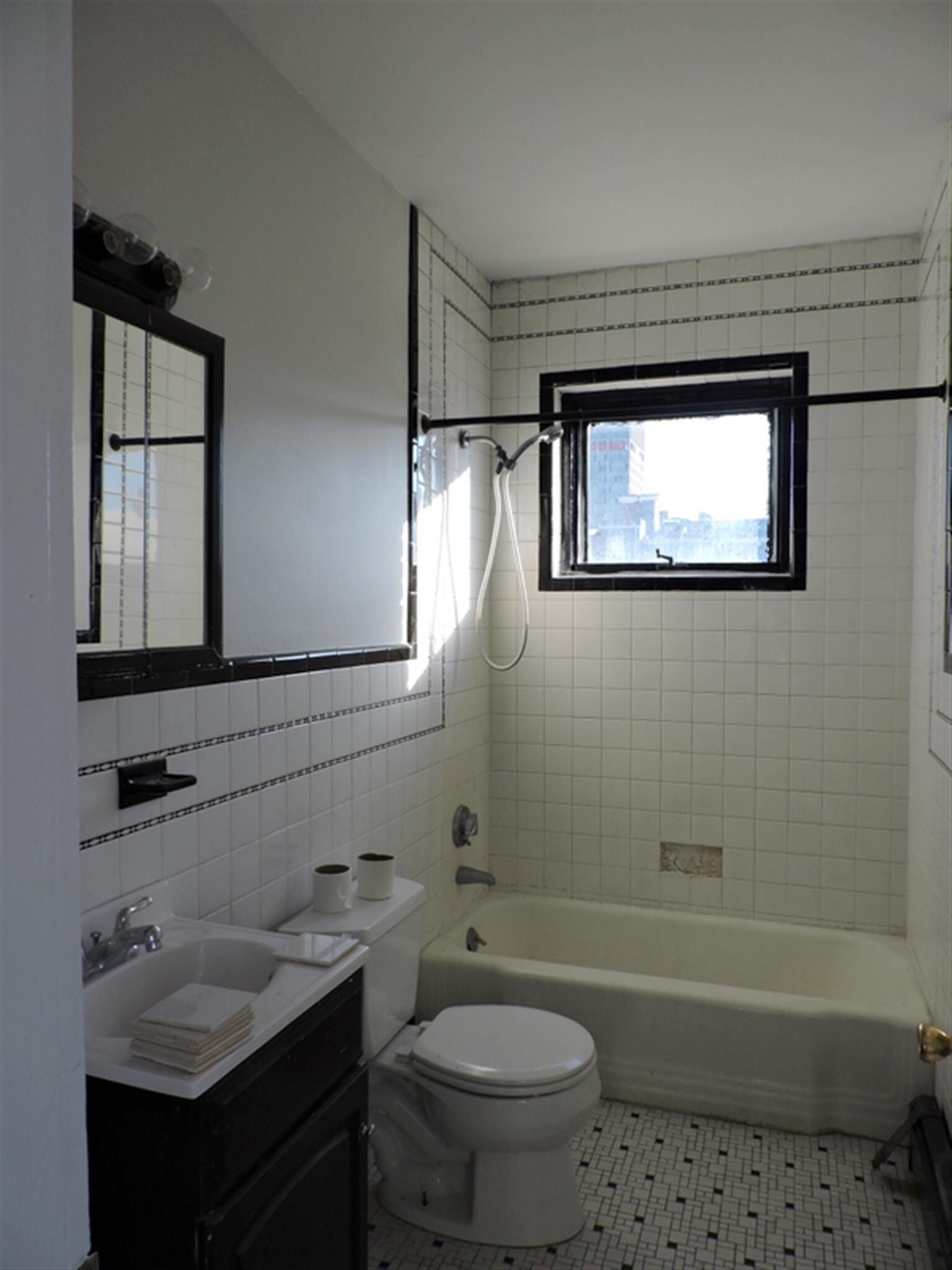 Building Photo - 10 Winter St