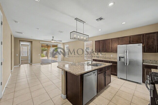 Building Photo - 598 W Belmont Red Trail
