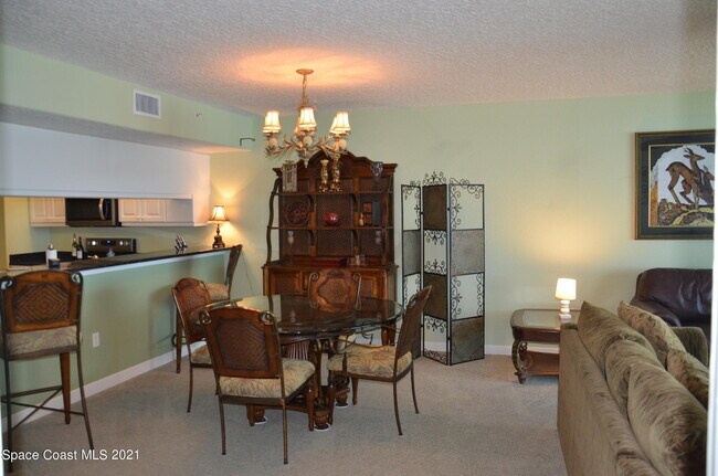 Building Photo - 2065 Jimmy Buffett Mem Hwy