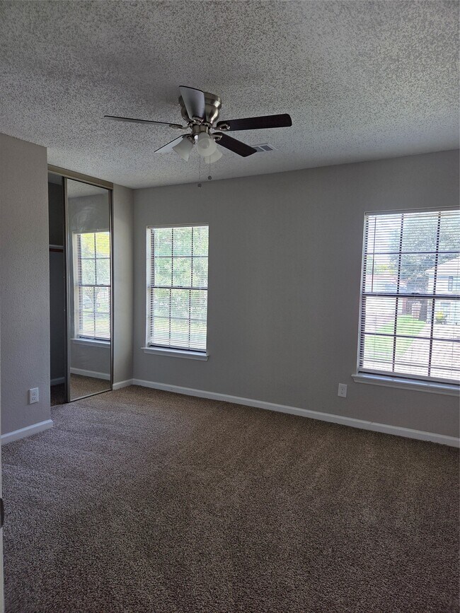 Building Photo - 14959 Havenridge Dr