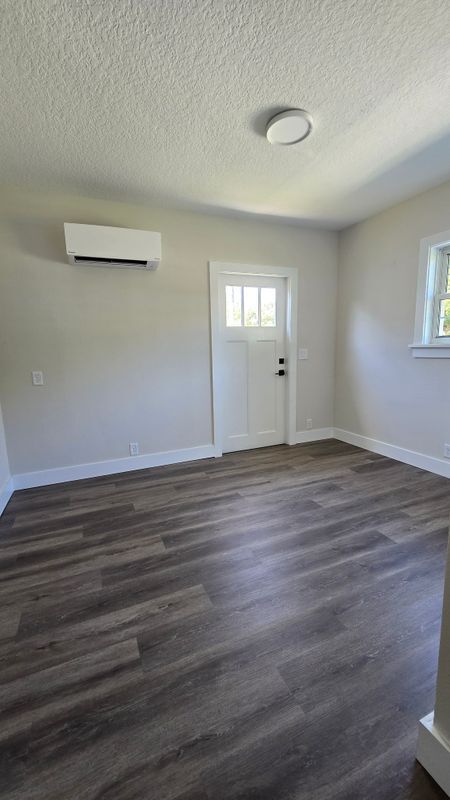 Building Photo - 2709 Arc Dr