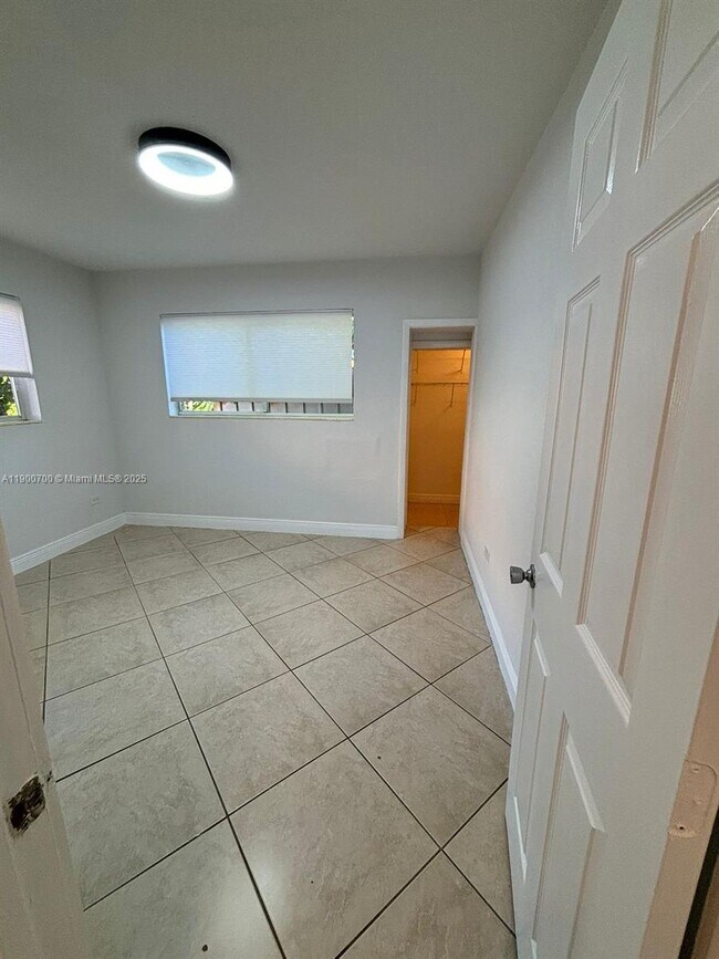 Building Photo - 2361 NW 32nd St