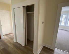 Building Photo - 3 Bedroom