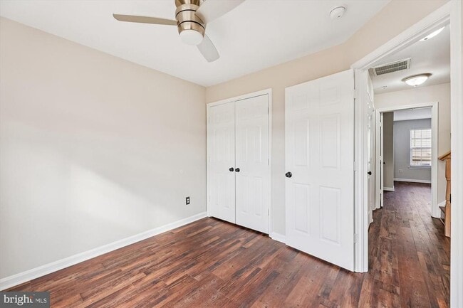 Building Photo - 3811 Eisenhower Ave