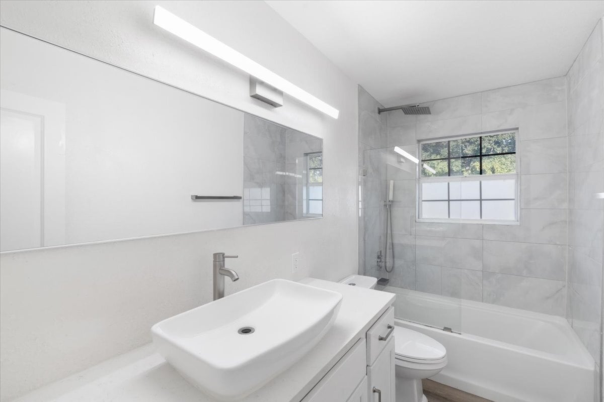 Bathroom 2 - 7205 Grand Canyon Dr
