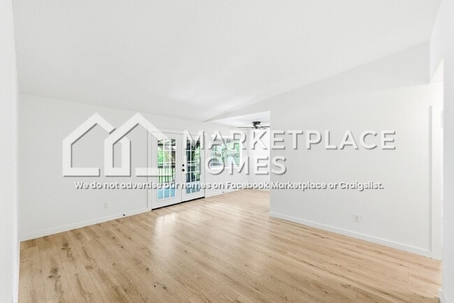 Building Photo - 4605 Brassiewood Dr