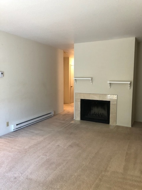 Building Photo - 850 Apricot Ave