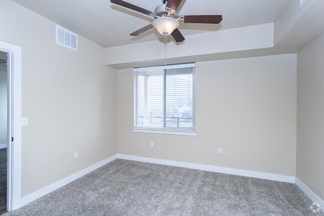 1BR, 1BA - 667SF - Bedroom - Arden Place Apartments