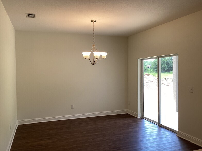 Building Photo - 20275 Calla Lily Dr