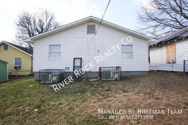 Building Photo - 1814 Moss St