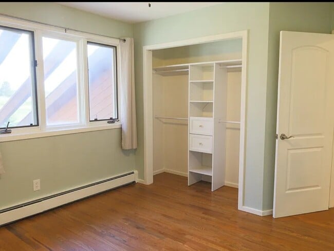 Building Photo - 8555 Piute Dr