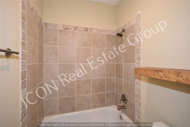 Building Photo - 4/3.5 home on 4 acres in North Paulding