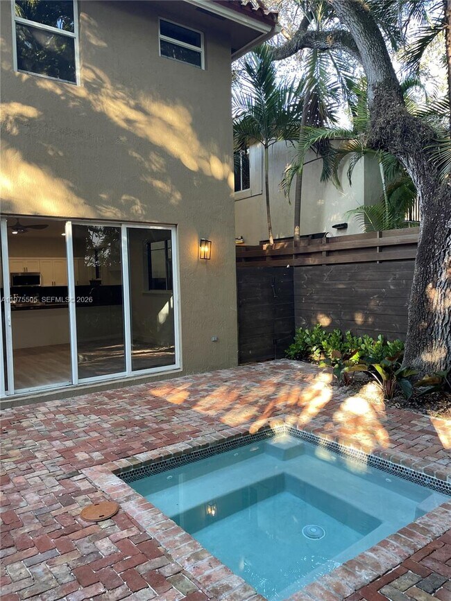 Building Photo - 2840 Shipping Ave