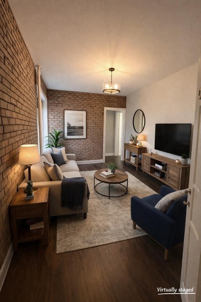 Building Photo - 122 W 39th St