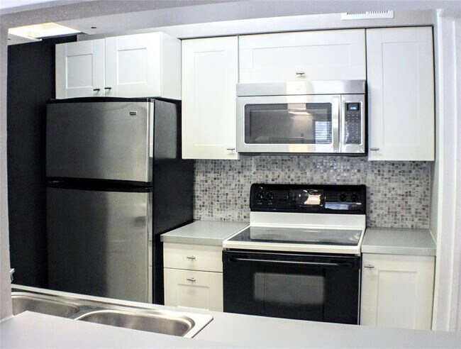 Building Photo - 4633 Wild Indigo St