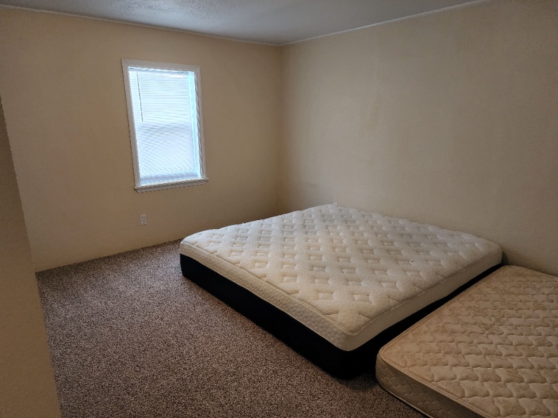 Building Photo - 407 W Jefferson St