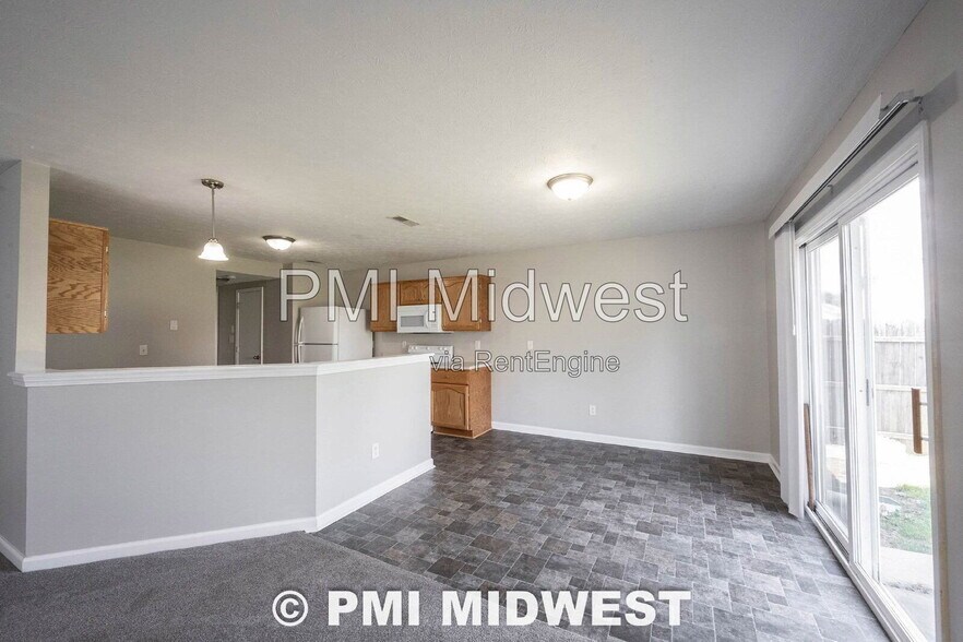 Building Photo - 11550 Signet Ln