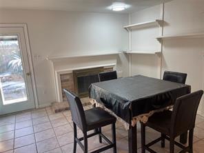 Building Photo - 3010 Flintwood Dr