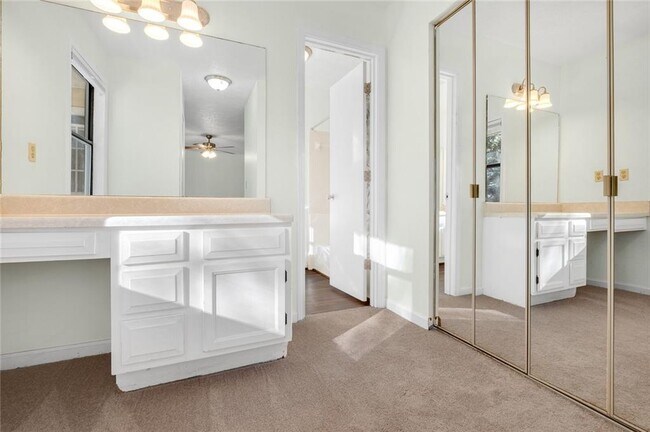 Building Photo - 1810 River Rock Trail