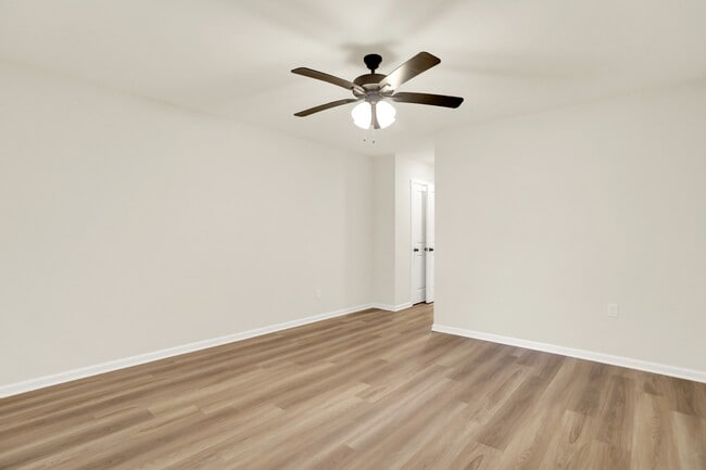 Building Photo - 5140 Blacksmith Dr