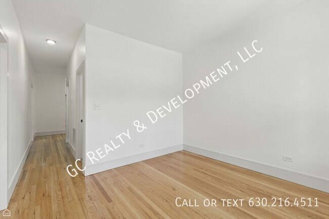 Building Photo - 1928 W 21st St