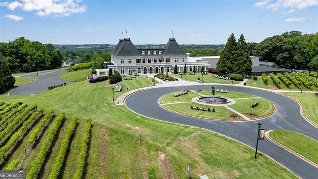 Building Photo - 5861 Yoshino Cherry Ln NE