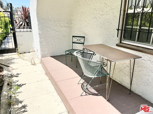 Building Photo - 1268 S Highland Ave