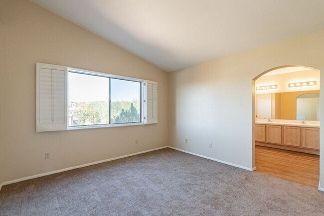 Building Photo - 630 W Cassidy Pl