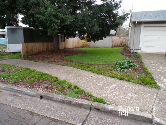 Building Photo - 2232 NW 14th St