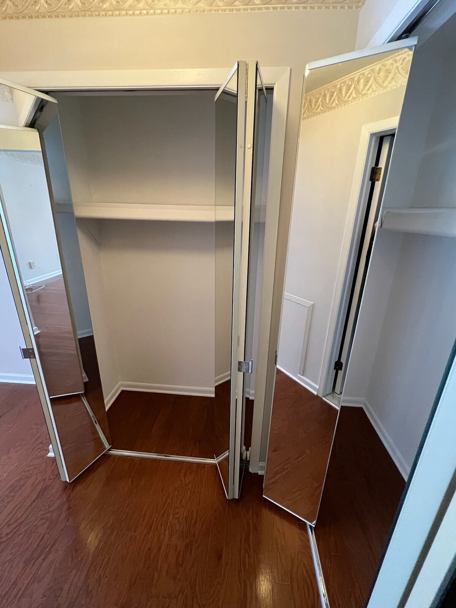 Building Photo - 18411 University Park Dr