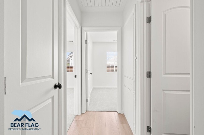 Building Photo - For Rent $2,280 - 2 bed, 1 bath