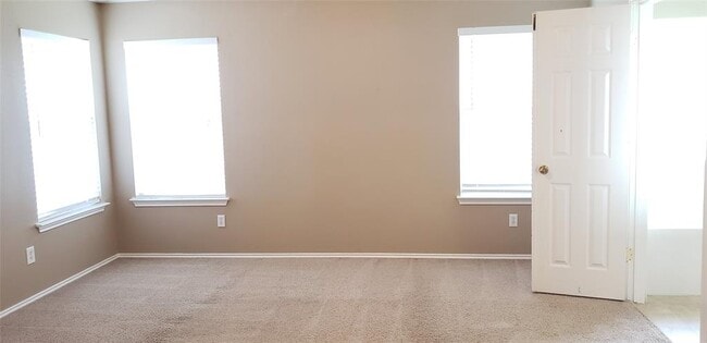 Building Photo - 14609 Springs Edge Dr