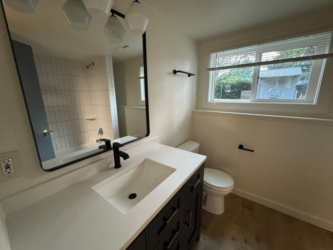 Building Photo - FULLY GUTTED & RENOVATED 5-Bedroom Home in...