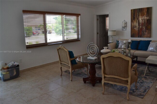 Building Photo - 3221 SW 93rd Pl