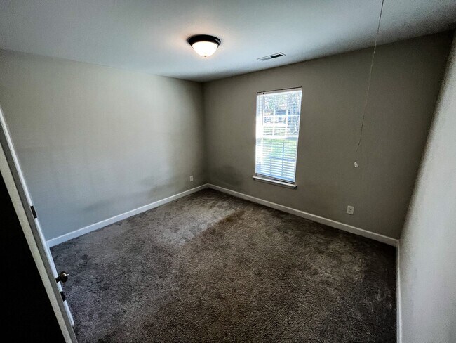 Building Photo - 3225 Ridgewood Pl Dr