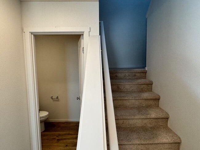 Building Photo - BRAND NEW 4 BEDROOM HOUSE W/ UPGRADES