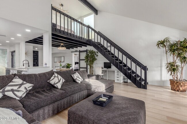 Building Photo - 2529 N Miller Rd