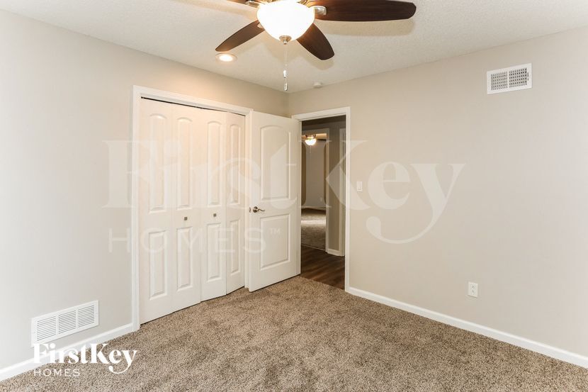 Building Photo - 506 Brookside Ave