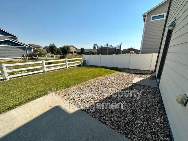 Building Photo - 8029 22nd St Ln